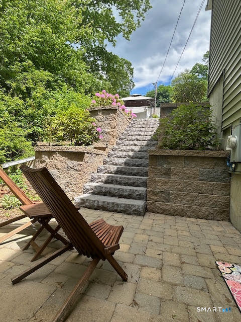 64 Edge Hill Road East Lyme, CT 06357 - Photo 8 of 32