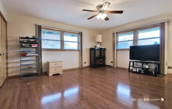 $575,000 | 20W371 Diversey Avenue, Addison, IL 60101