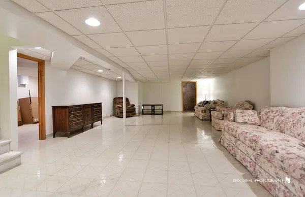 $575,000 | 20W371 Diversey Avenue, Addison, IL 60101