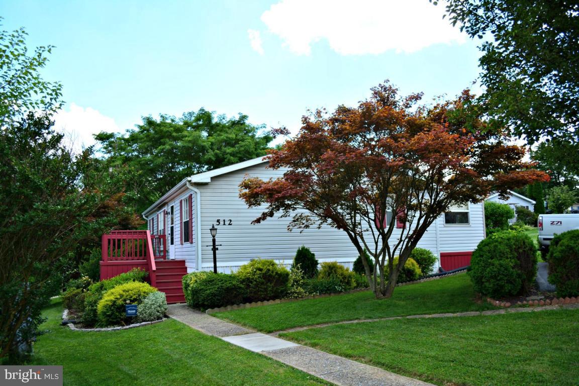 512 Pheasant Ridge Circle Lancaster, PA 17603 - Photo 1 of 17 Gallery Image 1