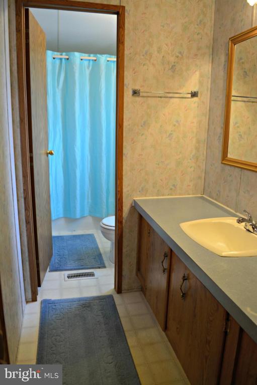 512 Pheasant Ridge Circle Lancaster, PA 17603 - Photo 13 of 17 Gallery Image 13