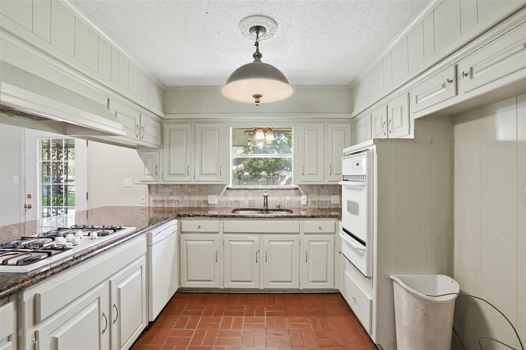 1119 Trace Road Cleburne, TX 76033 - Photo 14 of 29