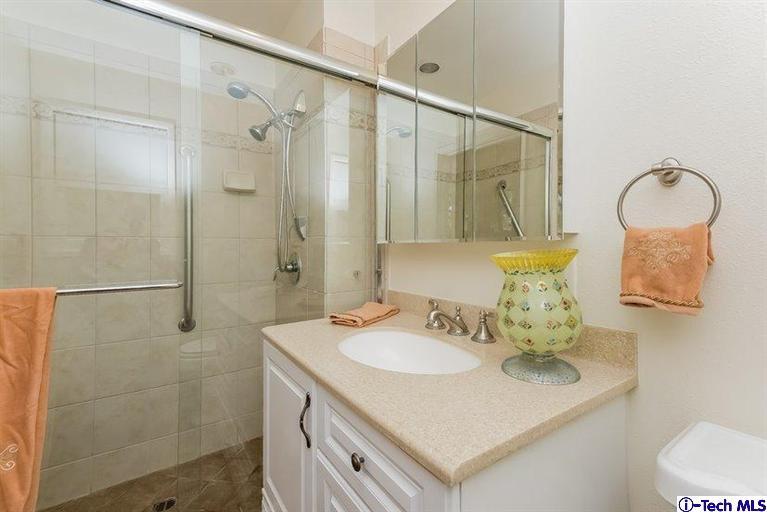 2850 Thorndike Road Pasadena, CA 91107 - Photo 14 of 24 Additional Photo