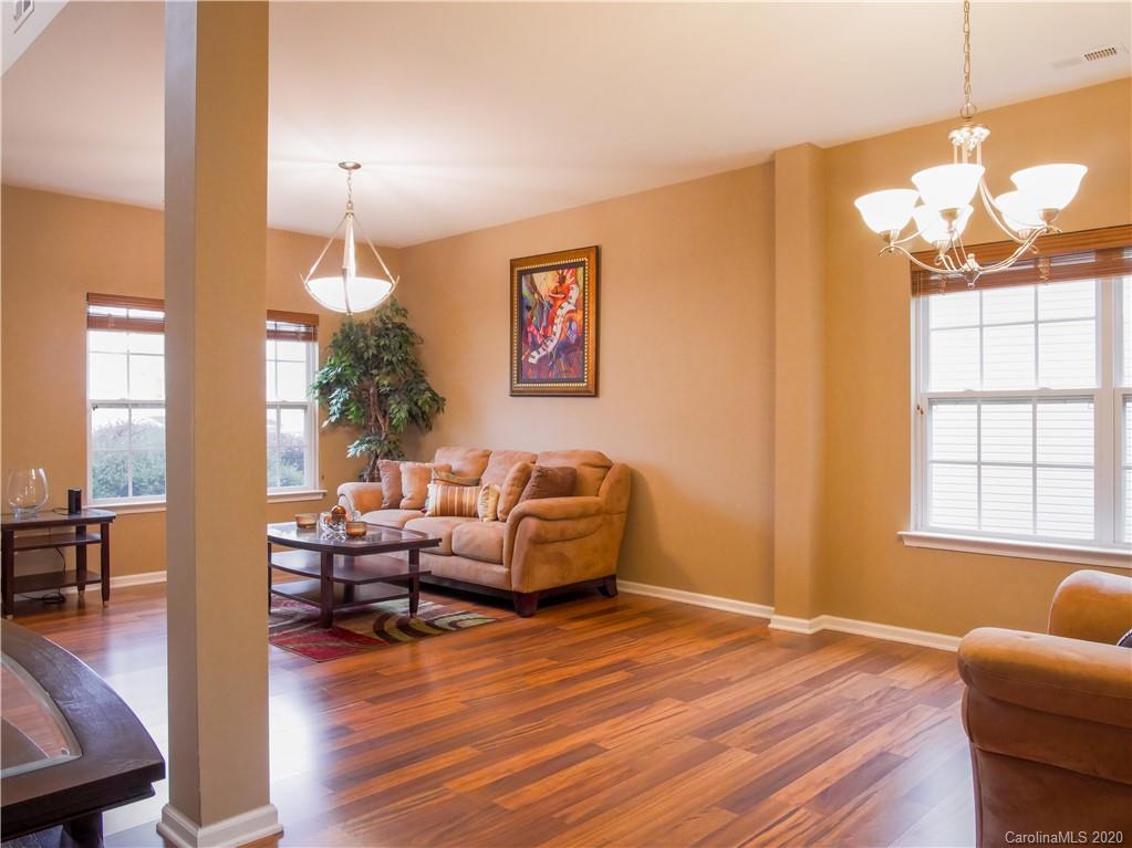 3412 Bruce Ridge Clover, SC 29710 - Photo 5 of 33 Gallery Image 5