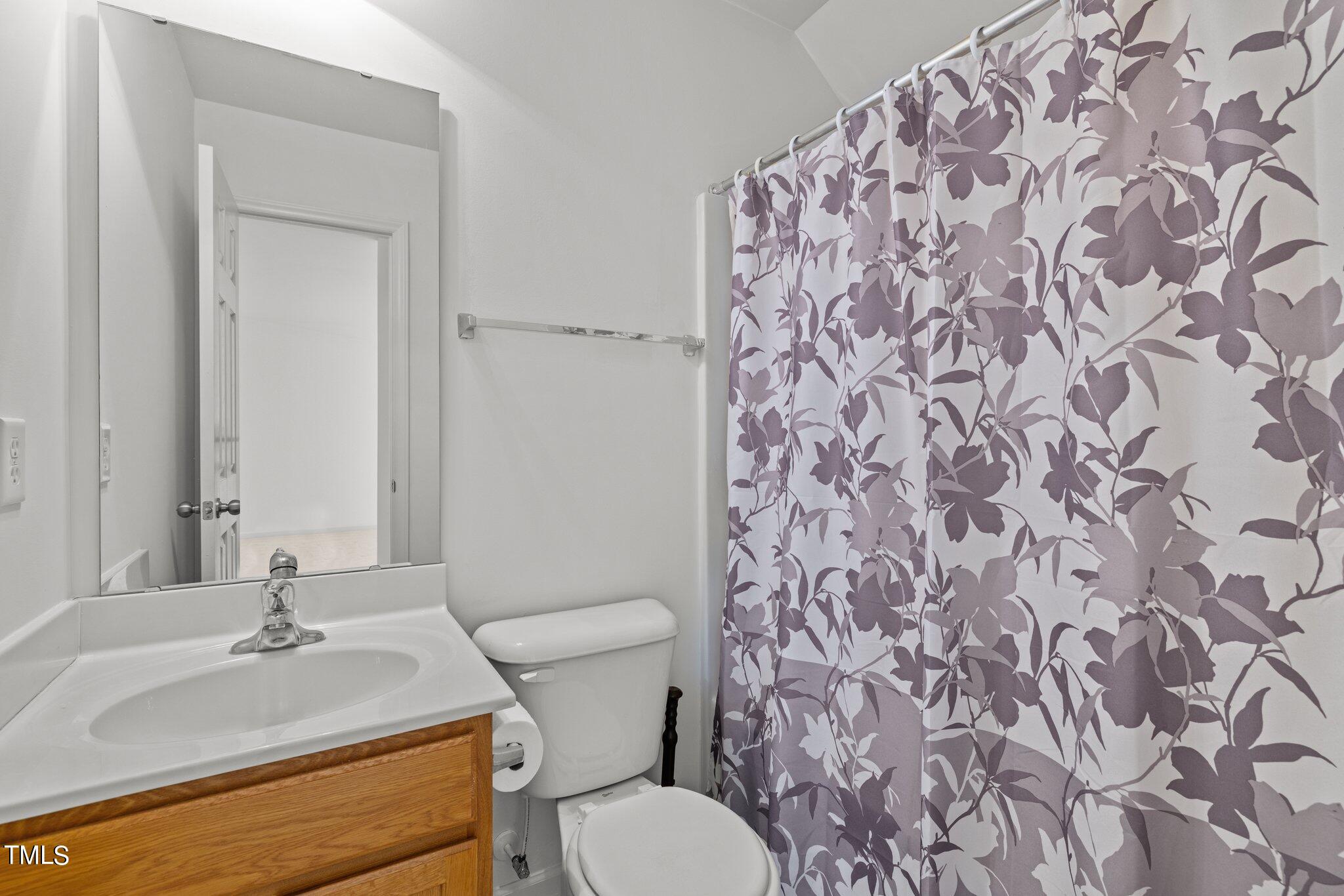 917 Golden Crest Drive Durham, NC 27704 - Photo 19 of 25 Third Bathroom