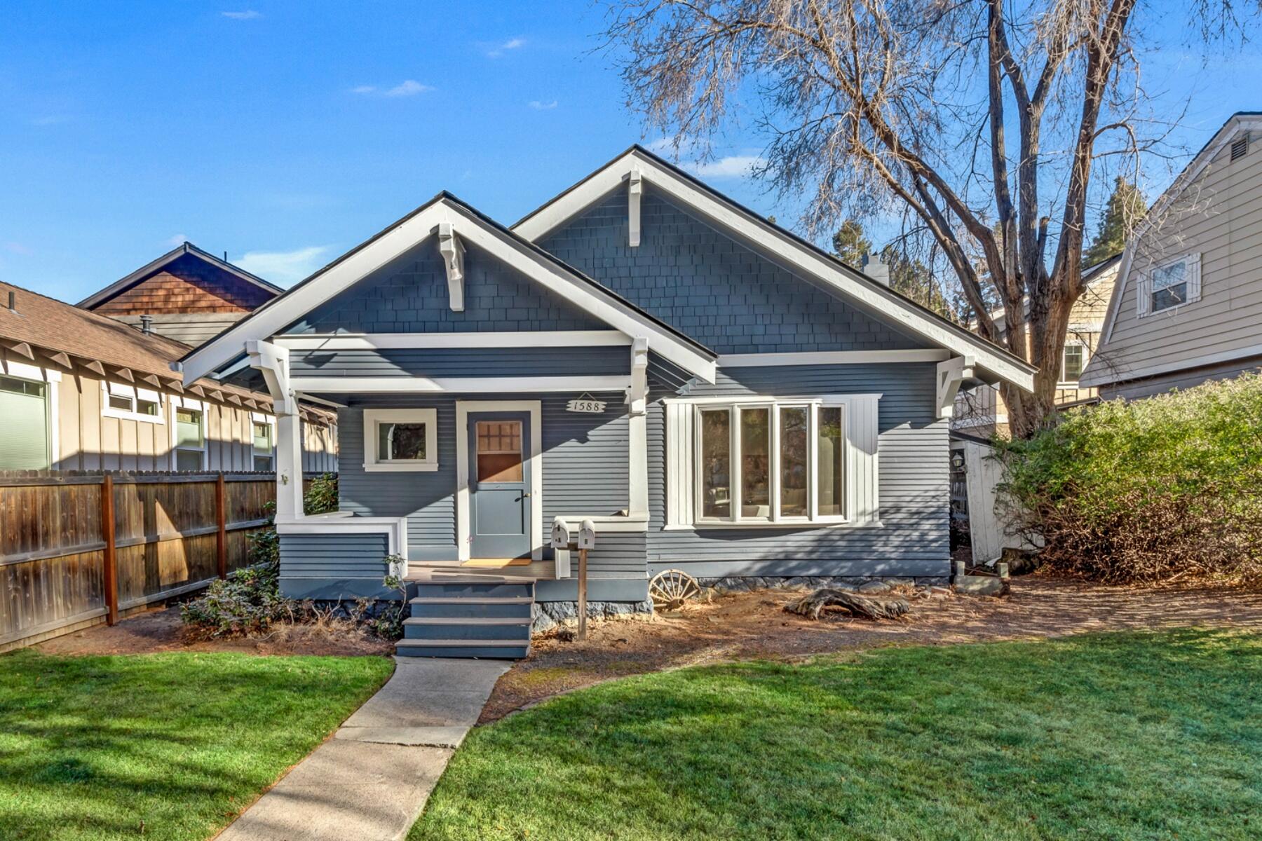 1588 Northwest Awbrey Road Bend, OR 97703 - Photo 1 of 28 batch_OReilly_20231127_1_272005_72ppi
