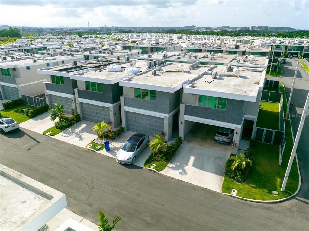 71 Ace Bayamon, PR 00959 - Photo 3 of 19 a picture of a city