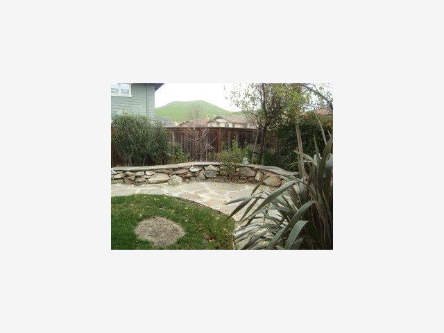 2822 Bethany Road San Ramon, CA 94582 - Photo 1 of 4 a picture of a black and white wall