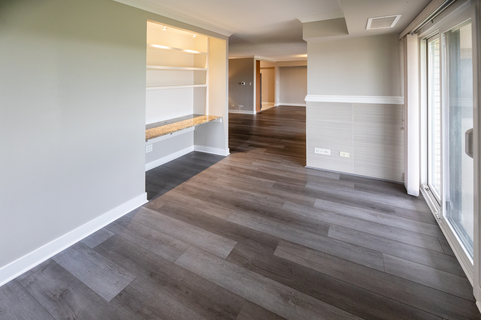 3801 Mission Hills Road, Unit 503 Northbrook, IL 60062 - Photo 10 of 31