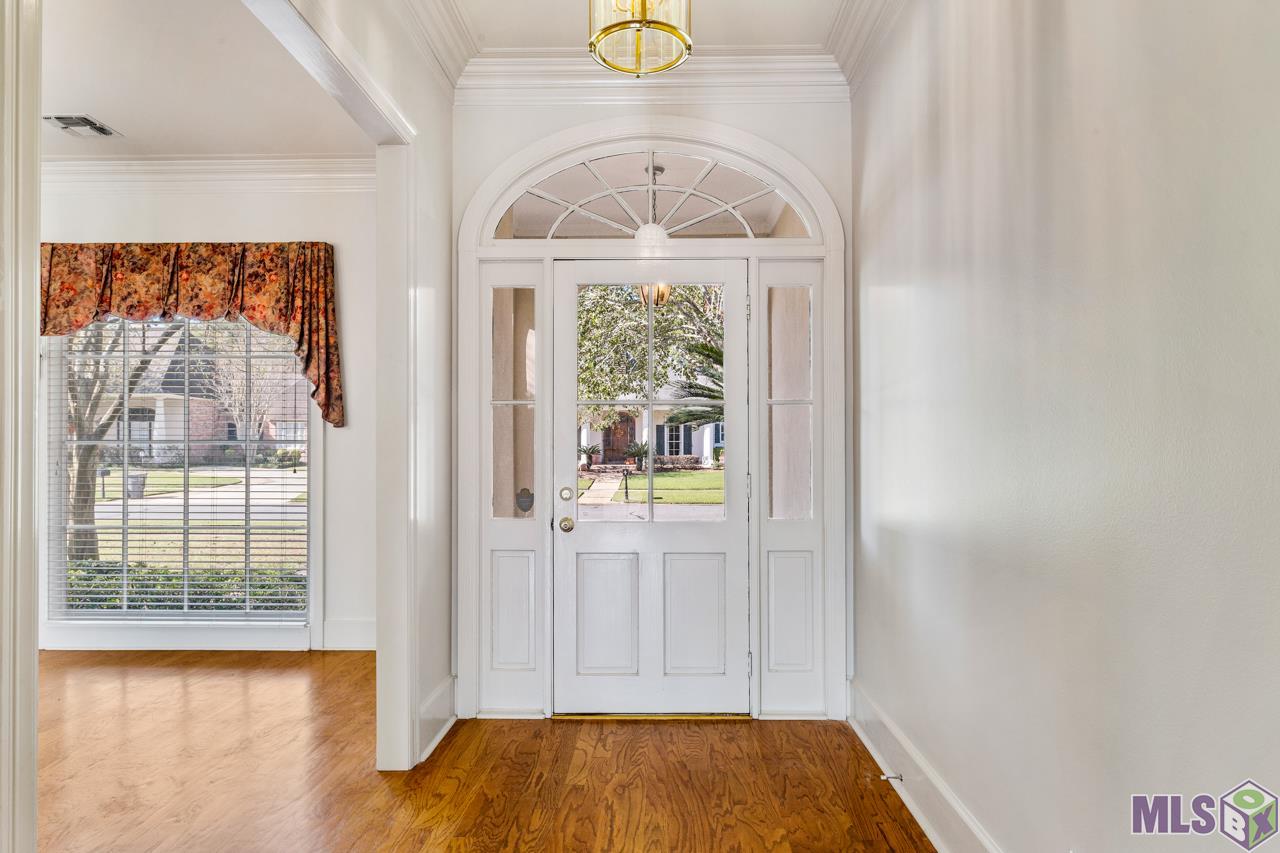 17659 Five Oaks Drive Baton Rouge, LA 70810 - Photo 2 of 20