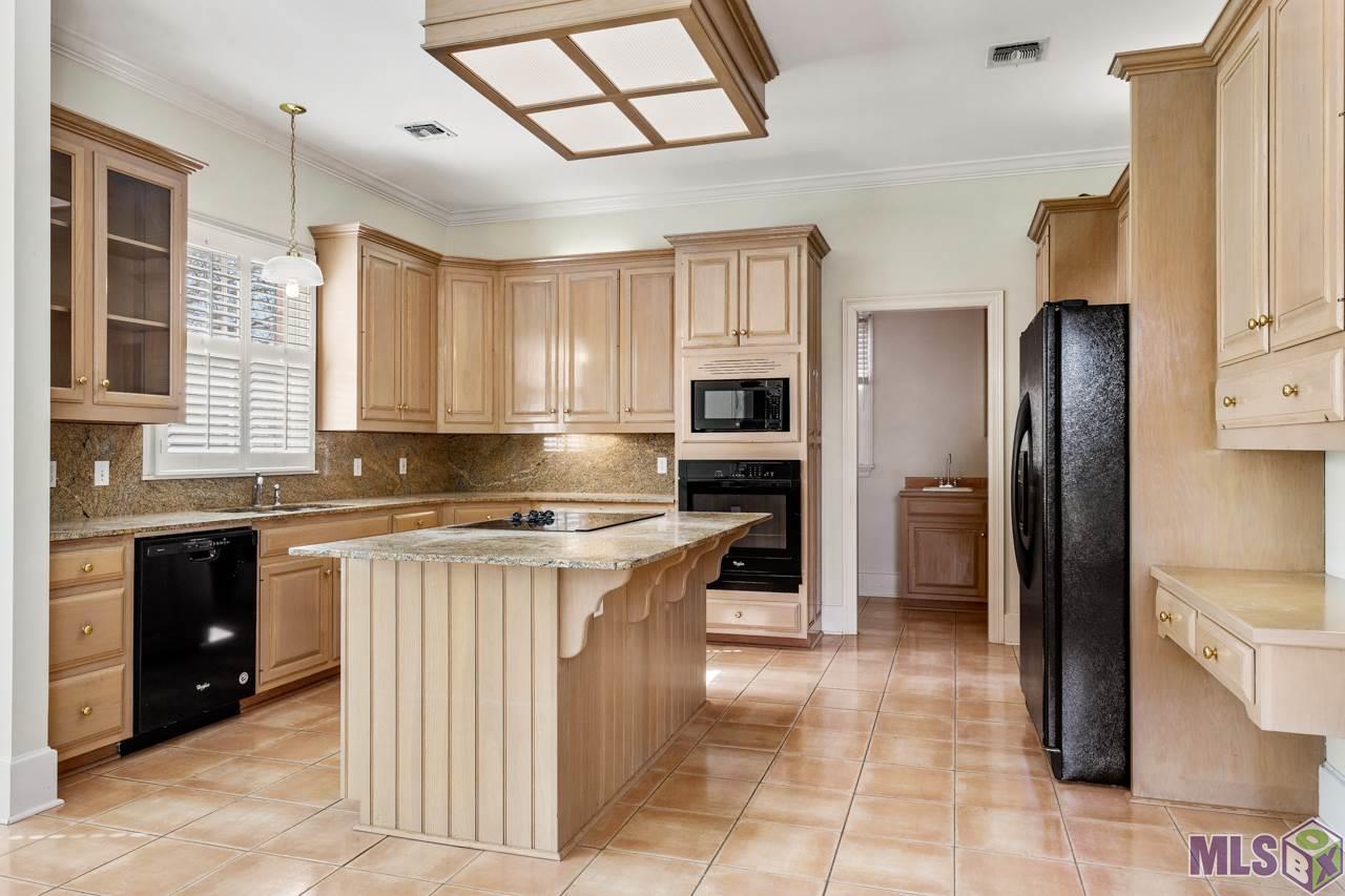 17659 Five Oaks Drive Baton Rouge, LA 70810 - Photo 8 of 20