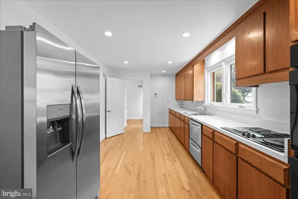 $1,520,000 | 4714 33rd Street North, Arlington, VA 22207