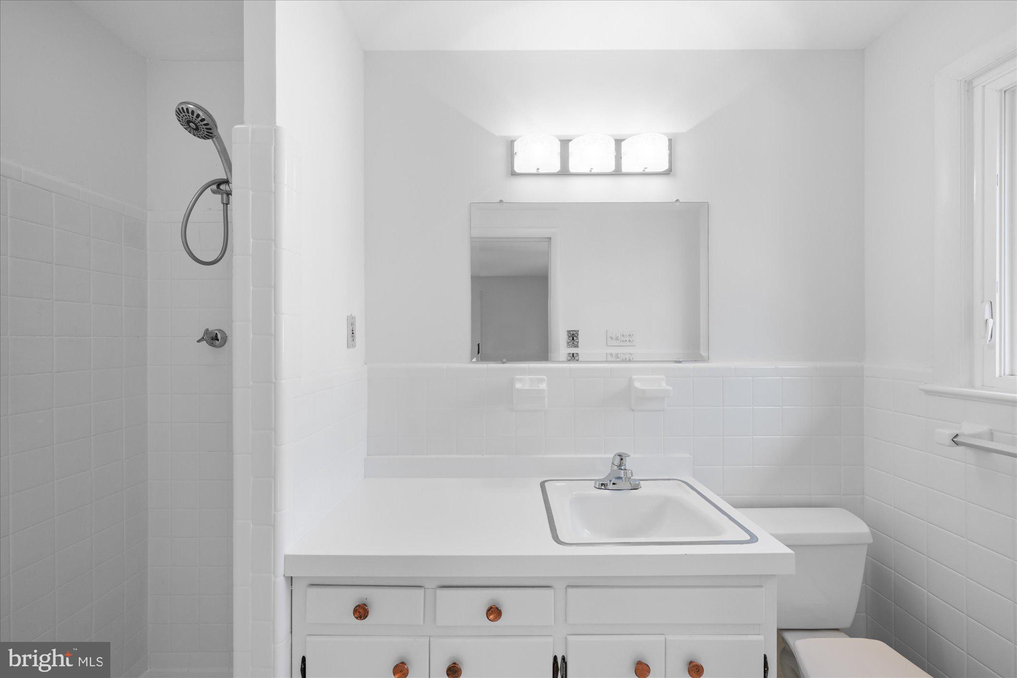 4714 33rd Street North Arlington, VA 22207 - Photo 16 of 32