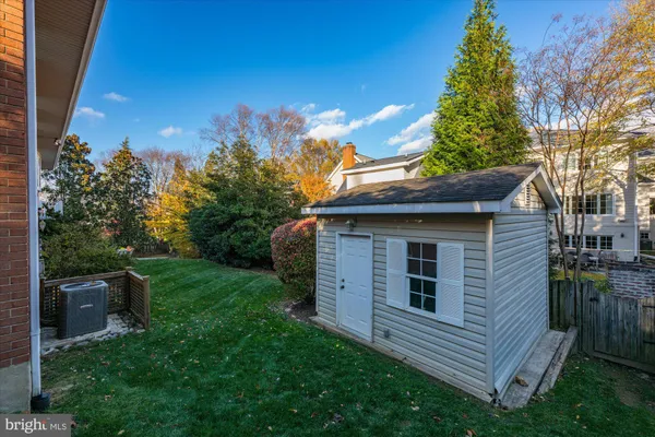 $1,520,000 | 4714 33rd Street North, Arlington, VA 22207