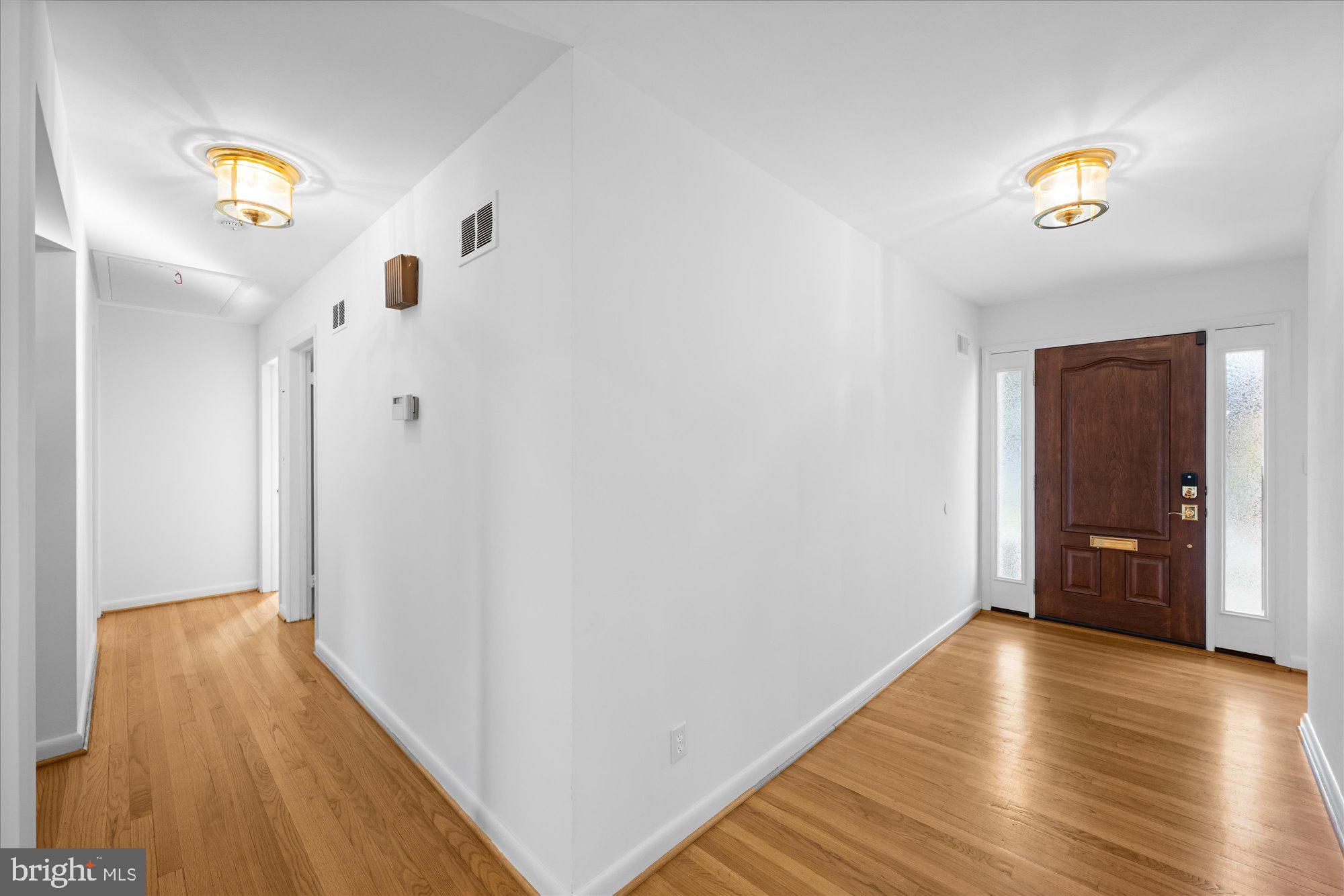 4714 33rd Street North Arlington, VA 22207 - Photo 5 of 32