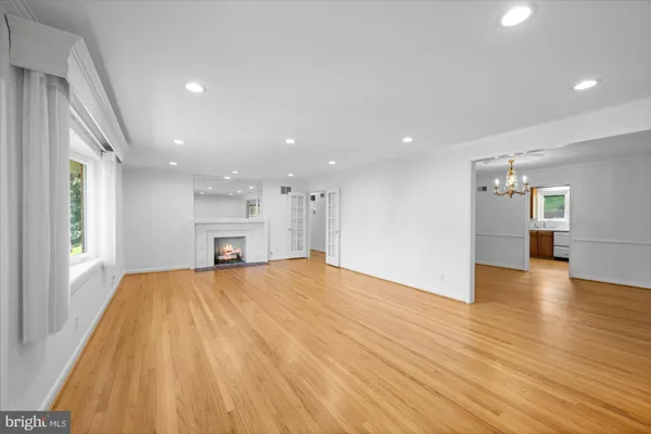 $1,520,000 | 4714 33rd Street North, Arlington, VA 22207