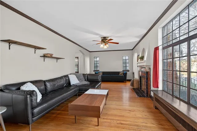 $355,000 | 7404 Walnut Street, Kansas City, MO 64114