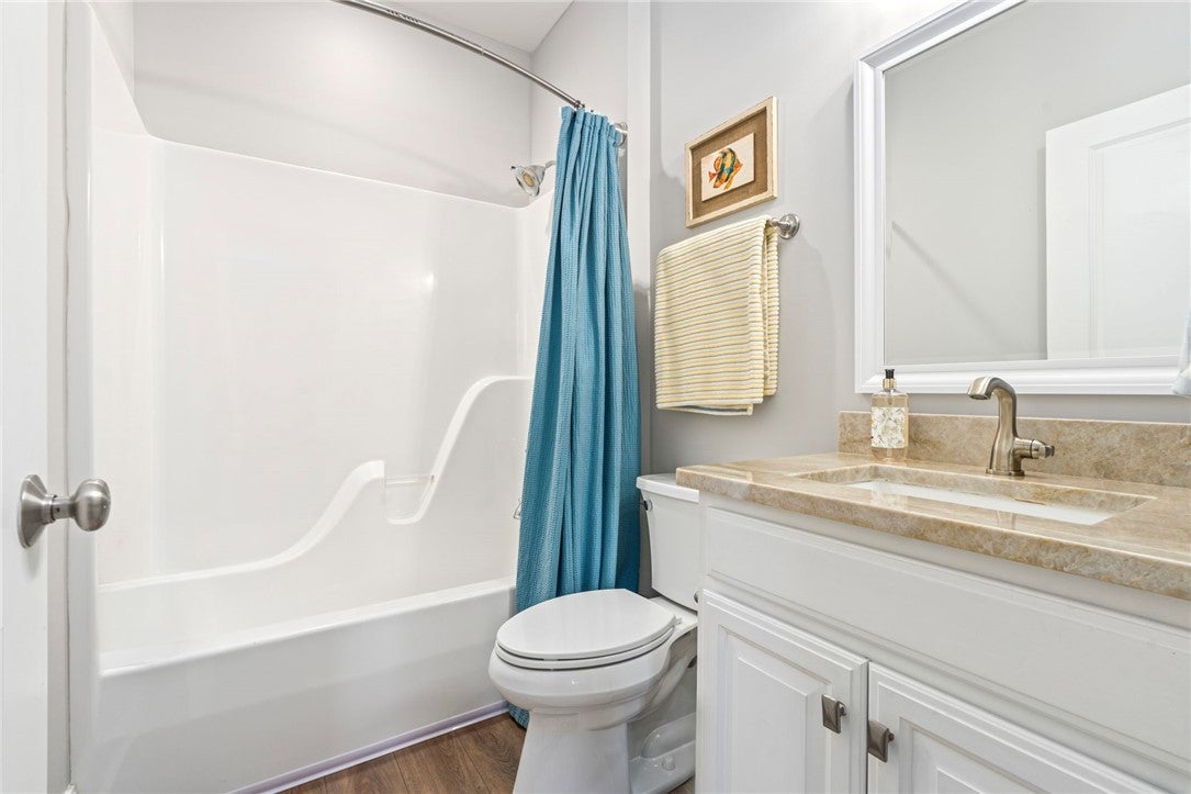 445 Marina Point Road, Unit A204 Dadeville, AL 36853 - Photo 24 of 32 Gallery Image 24