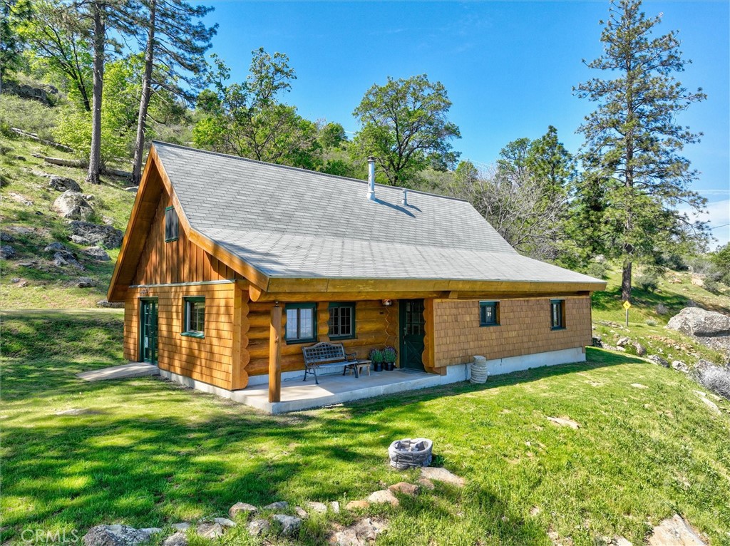 5851 Mt Bullion Ridge Road Mariposa, CA 95338 - Photo 35 of 58