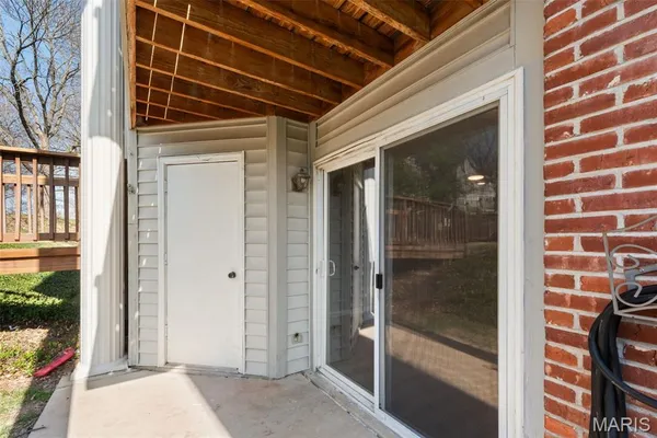 $159,900 | 7617 Triwoods Drive, Unit D, St. Louis, MO 63119