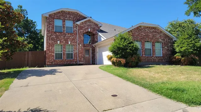 $2,450 | 319 Los Altos Drive, Rockwall, TX 75087