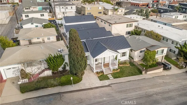 $1,425,000 | 226 B Arena Street, Unit B, El Segundo, CA 90245