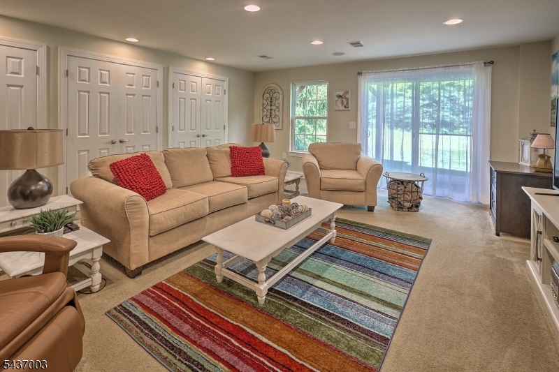 80 Thomastown Road Mine Hill, NJ 07803 - Photo 4 of 26