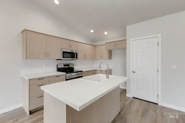 $375,990 | 1708 North Birch Street, Jerome, ID 83338