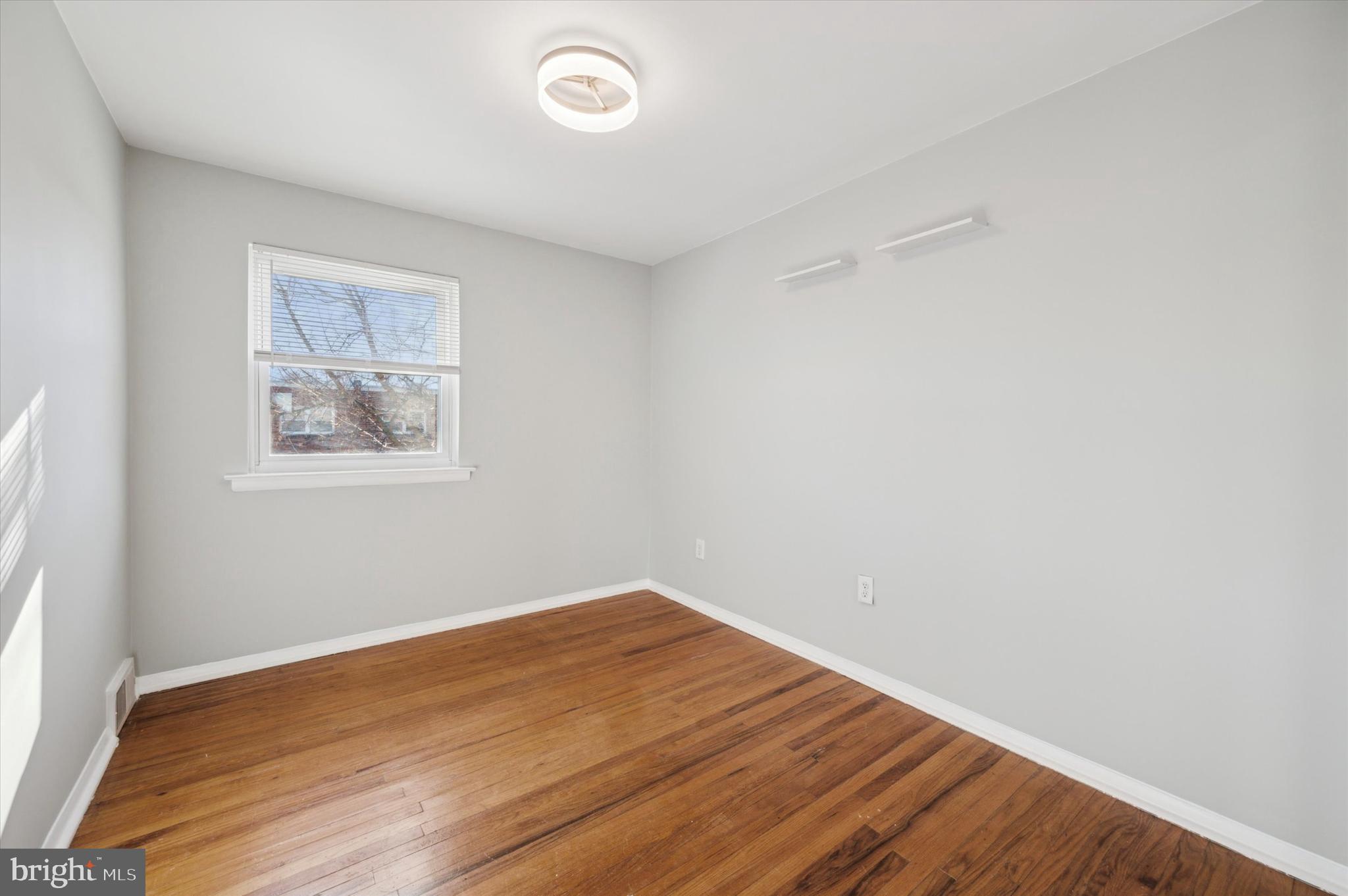 12403 Rambler Road Philadelphia, PA 19154 - Photo 17 of 25