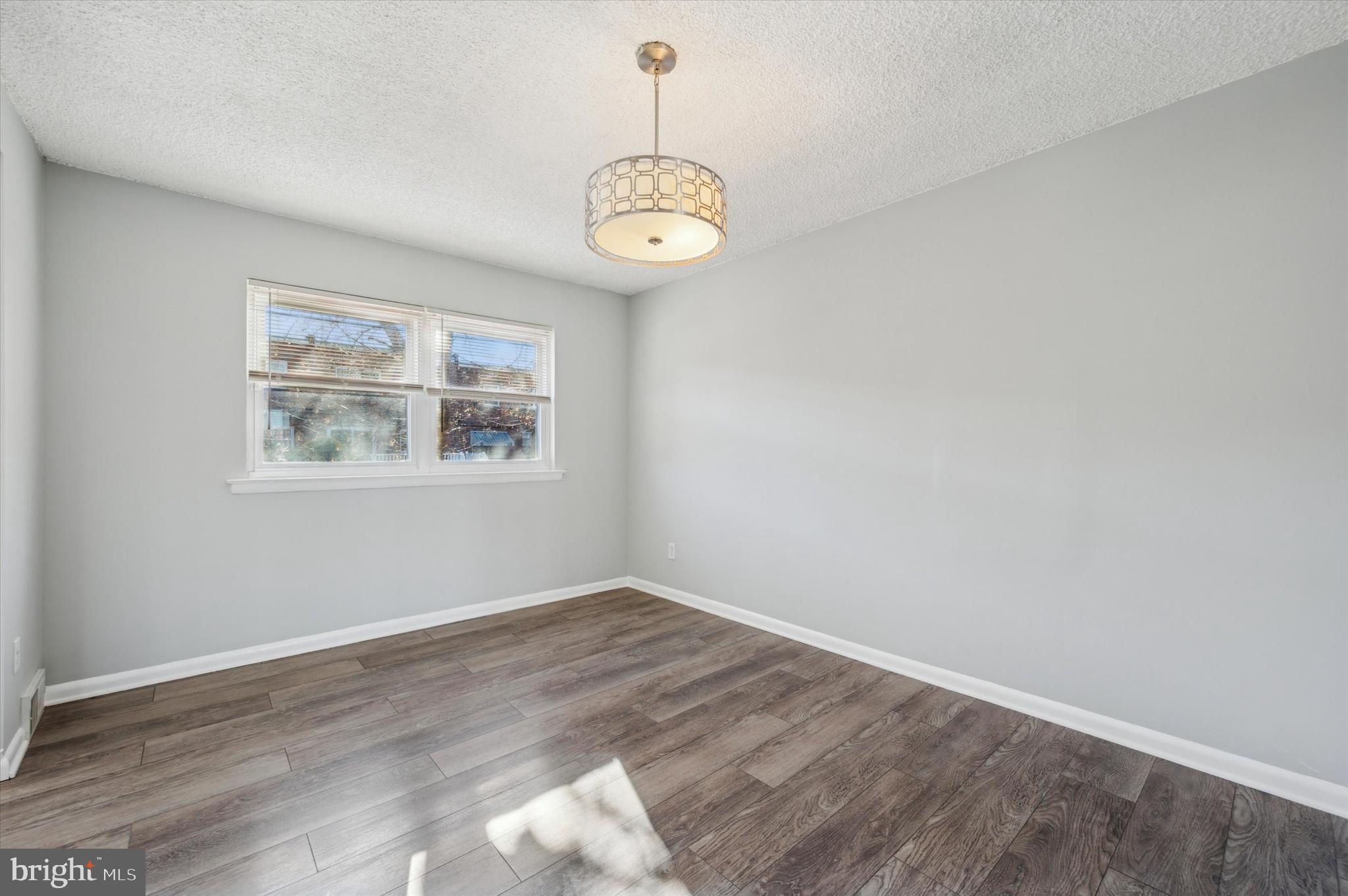 12403 Rambler Road Philadelphia, PA 19154 - Photo 7 of 25