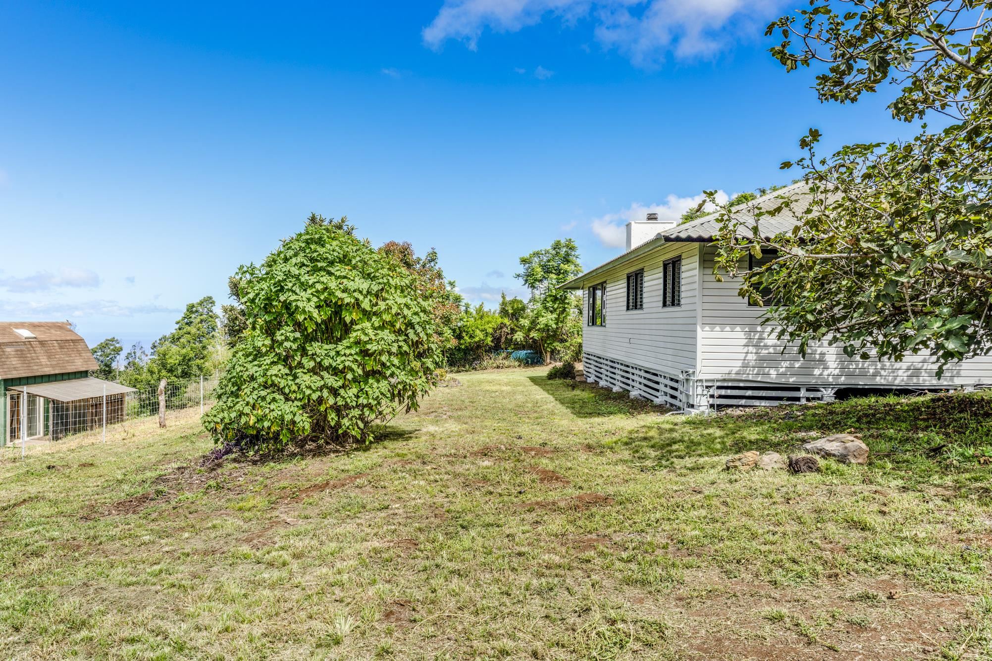 230 Pulehuiki Road, Unit B Kula, HI 96790 - Photo 37 of 45