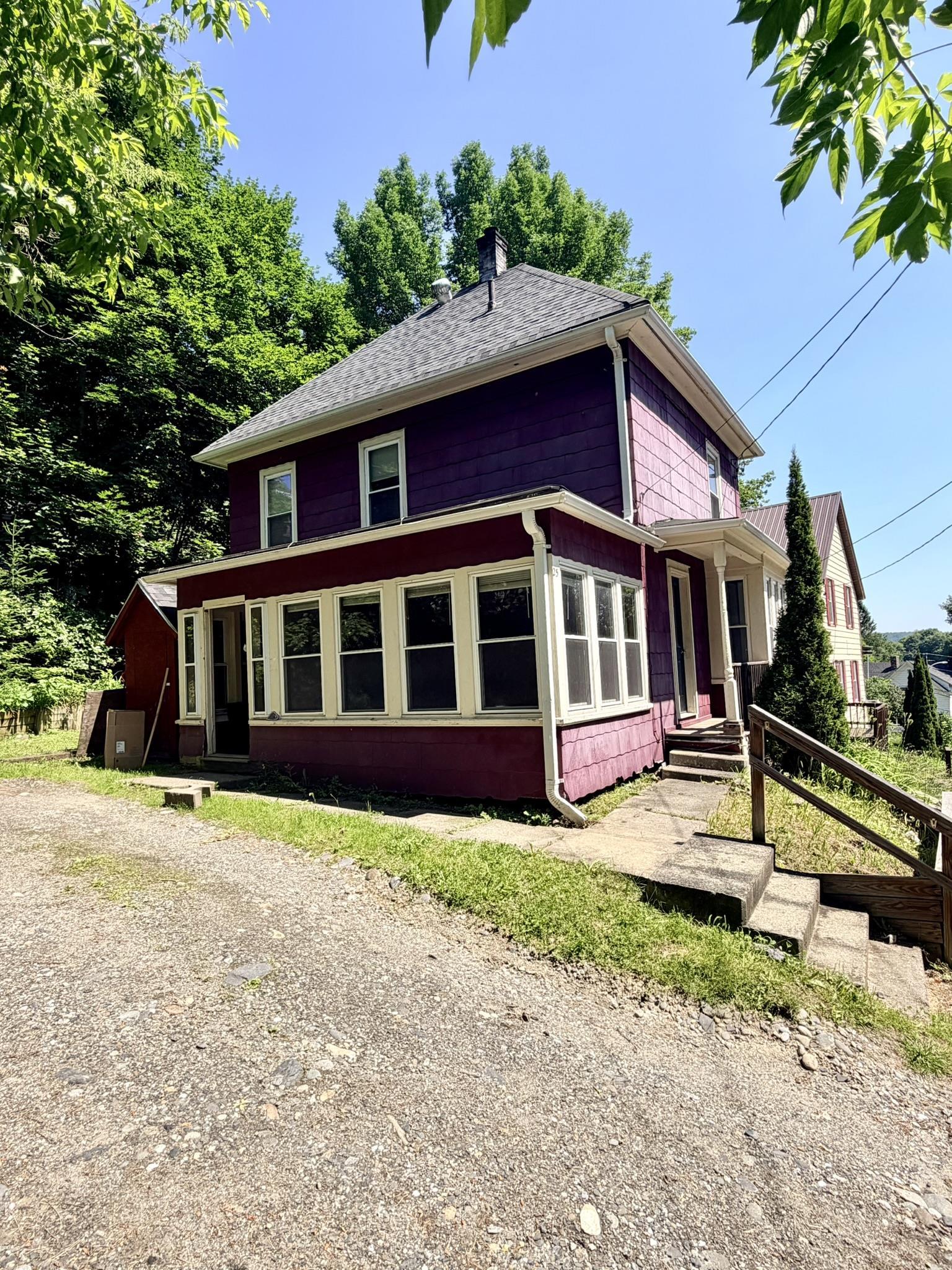 25 Clark Street Newport, VT 05855 - Photo 2 of 26