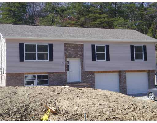 547 Chapel Road Aliquippa, PA 15001 - Photo 7 of 7 Exterior Front.