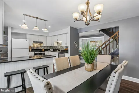 $424,000 | 18732 Barn Swallow Terrace, Gaithersburg, MD 20879