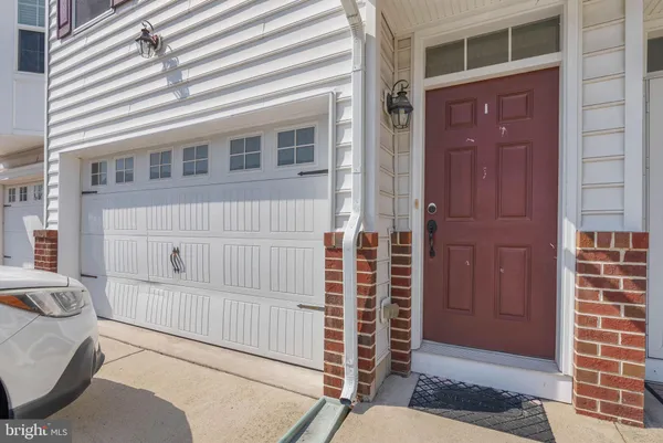 $369,000 | 517 Boxwood Lane, Woodbury, NJ 08096