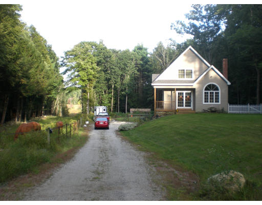 131 Bond Road Charlton, MA 01507 - Photo 2 of 6 Gallery Image 2