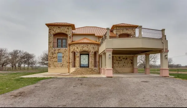 $3,249,000 | 2532 State Highway 171, Cleburne, TX 76031