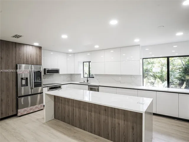 $8,500 | 530 Northeast 91st Street, Miami Shores, FL 33138