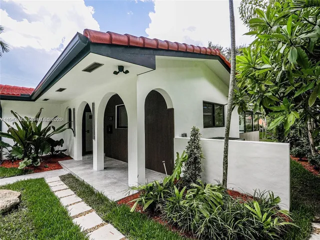 $8,500 | 530 Northeast 91st Street, Miami Shores, FL 33138