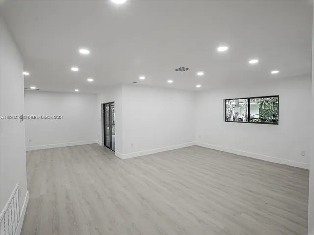 $8,500 | 530 Northeast 91st Street, Miami Shores, FL 33138