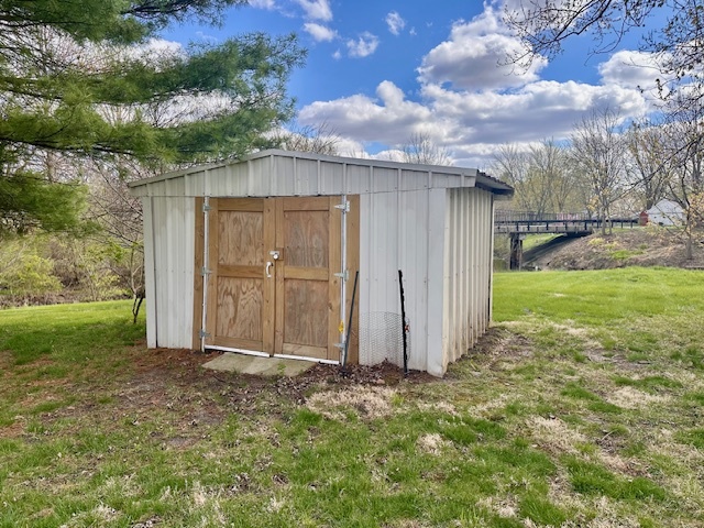 3103 Blair Drive Champaign, IL 61821 - Photo 20 of 20 a backyard of a house