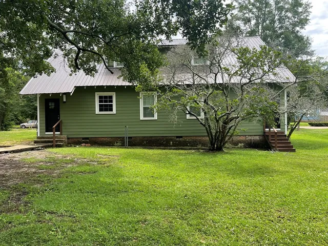 $249,000 | 417 North Jackson Street, Brookhaven, MS 39601
