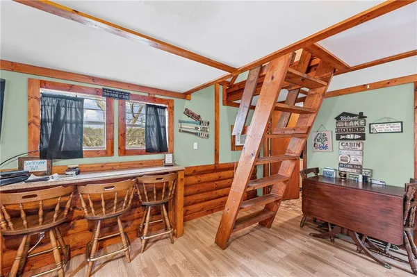 $198,000 | 61 North Lakeview Road, Mapleton, KS 66754