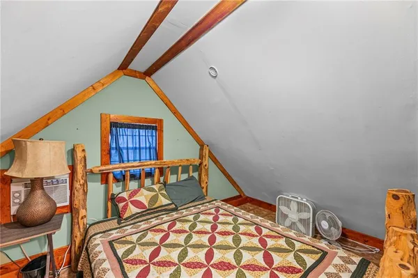 $198,000 | 61 North Lakeview Road, Mapleton, KS 66754