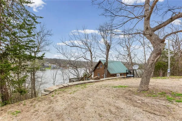 $198,000 | 61 North Lakeview Road, Mapleton, KS 66754