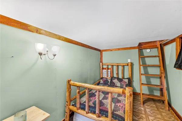 $198,000 | 61 North Lakeview Road, Mapleton, KS 66754