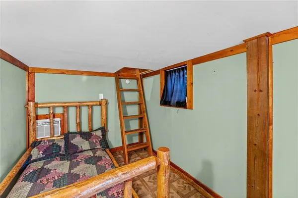 $198,000 | 61 North Lakeview Road, Mapleton, KS 66754