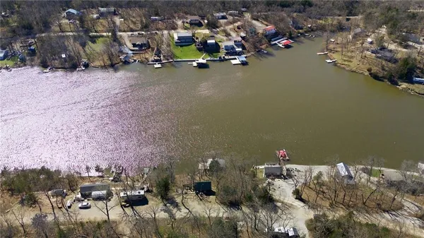 $198,000 | 61 North Lakeview Road, Mapleton, KS 66754