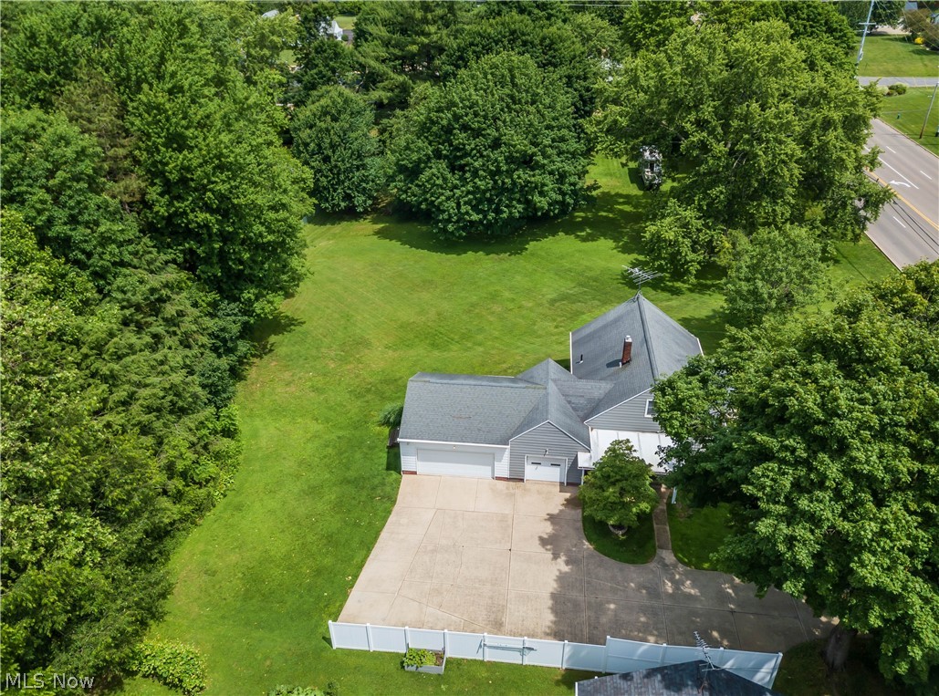 2748 Canton Road Uniontown, OH 44685 - Photo 47 of 49