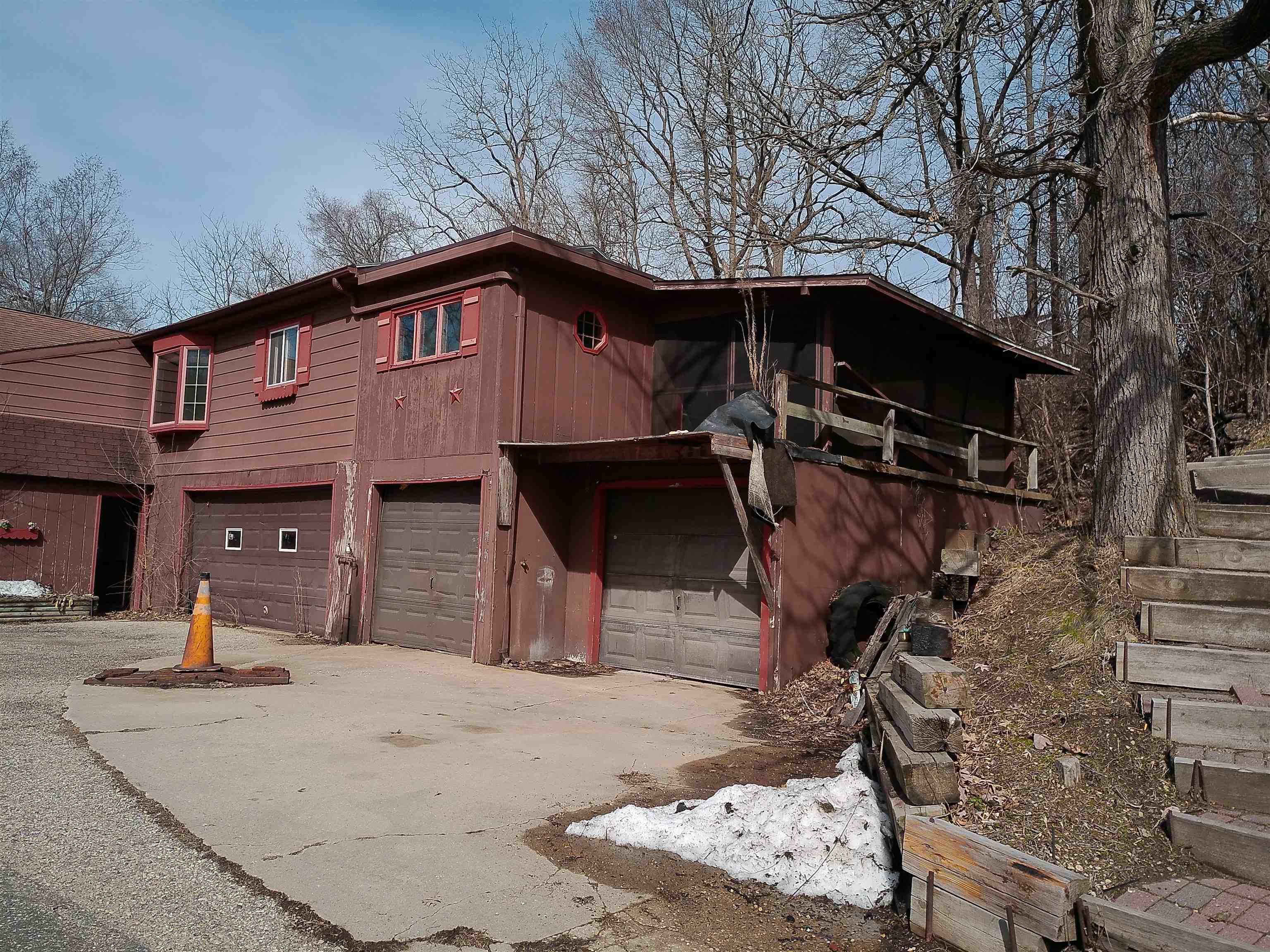 142 Beach Edgerton, WI 53534 - Photo 2 of 30